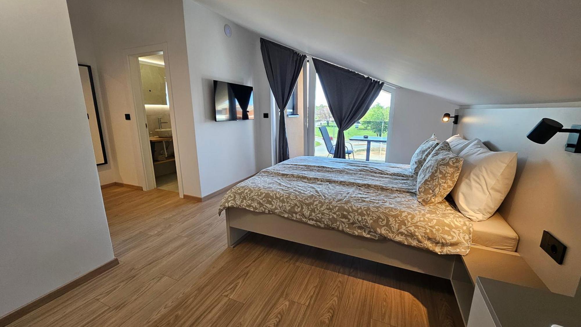Richi Rooms & App 푼타나 외부 사진