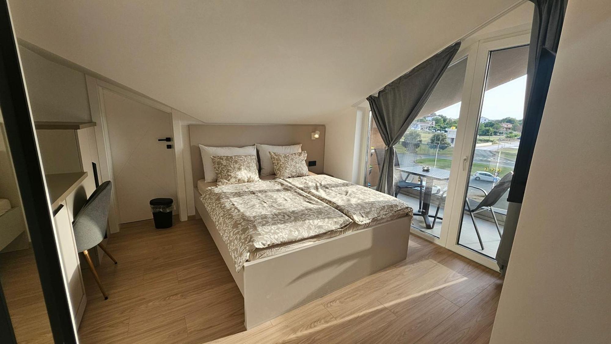 Richi Rooms & App 푼타나 외부 사진